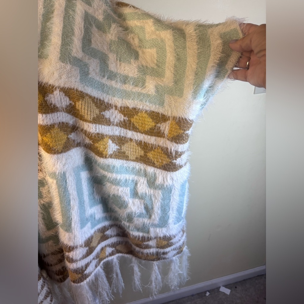 Free People Diamondback Cozy Kimono Poncho Geometric Aztec Soft Knit OS - Picture 6 of 7